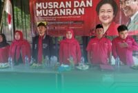 Gambar 6.153 Pengurus Ranting dan Anak Ranting PDI Perjuangan Banyuwangi Dilantik(Sumber: Istimewa)