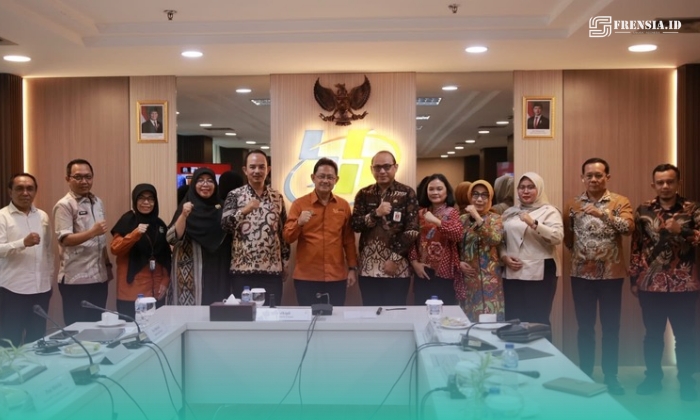 Kepala Dinas Sosial Kabupaten Jember, Lingga Diputra, saat melakukan kunjungan ke Badan Pusat Statistik (BPS) Pusat. (Foto: Istimewa). 