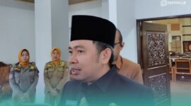 Bupati Jember, Muhammad Fawait atau Gus Fawait, seusai menghadiri Rapat Paripurna III DPRD Kabupaten Jember, dengan acara Jawaban Bupati atas Pandangan Umum Fraksi dalam Menanggapi Penyampaian Penjelasan Raperda, tentang APBD Kabupaten Jember Tahun Anggaran 2027 (Foto: Fadli/Frensia). 