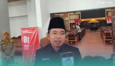 Bupati Jember, Muhammad Fawait atau Gus Fawait, seusai menghadiri Rapat Paripurna III DPRD Kabupaten Jember, dengan acara Jawaban Bupati atas Pandangan Umum Fraksi dalam Menanggapi Penyampaian Penjelasan Raperda tentang APBD Kabupaten Jember Tahun Anggaran 2027 (Foto: Fadli/Frensia).