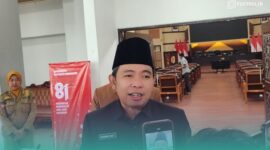 Bupati Jember, Muhammad Fawait atau Gus Fawait, seusai menghadiri Rapat Paripurna III DPRD Kabupaten Jember, dengan acara Jawaban Bupati atas Pandangan Umum Fraksi dalam Menanggapi Penyampaian Penjelasan Raperda tentang APBD Kabupaten Jember Tahun Anggaran 2027 (Foto: Fadli/Frensia). 