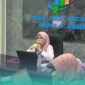 Kepala Badan Pusat Statistik (BPS) Jember, Peni Dwi Wahyu Winarsi, saat membacakan rilis data Kecamatan Dalam Angka Tahun 2026, di Kantor BPS Jember. (Foto: Humas BPS Jember). 