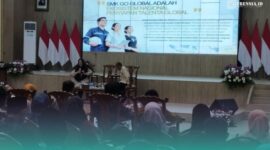 Kepala Badan Pelindungan Pekerja Migran Indonesia (BP3MI) Jawa Timur, Kombes Pol Tyas Puji Rahadi, saat menyampaikan sosialisasi terkait Program 'SMK Go Global' , di Pendopo Wahyawibawagraha, Jember. (Foto: Istimewa). 