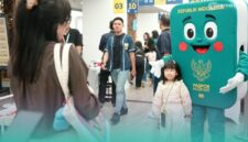 Masyarakat yang akan mengurusi paspor di Kantor Imigrasi. (Foto: Istimewa).