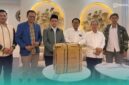 Panitia Penjaringan Rektor UIN KHAS Jember saat menyerahkan kelengkapan berkas dari seluruh calon rektor UIN KHAS Jember ke Kementerian Agama RI. (Foto: Humas UIN KHAS Jember). 