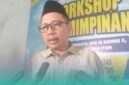 Anggota Komisi X DPR RI Fraksi Golkar, Muhamad Nur Purnamasidi, seusai menghadiri Workshop Kepemimpinan, di Institut Teknologi dan Sains Mandala (ITSM) Jember (Foto: Febri). 