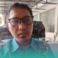 Direktur Lembaga Konsultan dan Bantuan Hukum Islam (LKBHI) UIN KHAS Jember, Zaenal Abidin, saat ditemui awak media di Mapolres Jember. (Foto: Fadli/Frensia). 