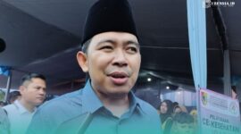 Bupati Jember, Muhammad Fawait, saat acara Bunga Desaku di Balai Desa Sukowiryo, Kecamatan Jelbuk. (Foto: Fadli/Frensia). 